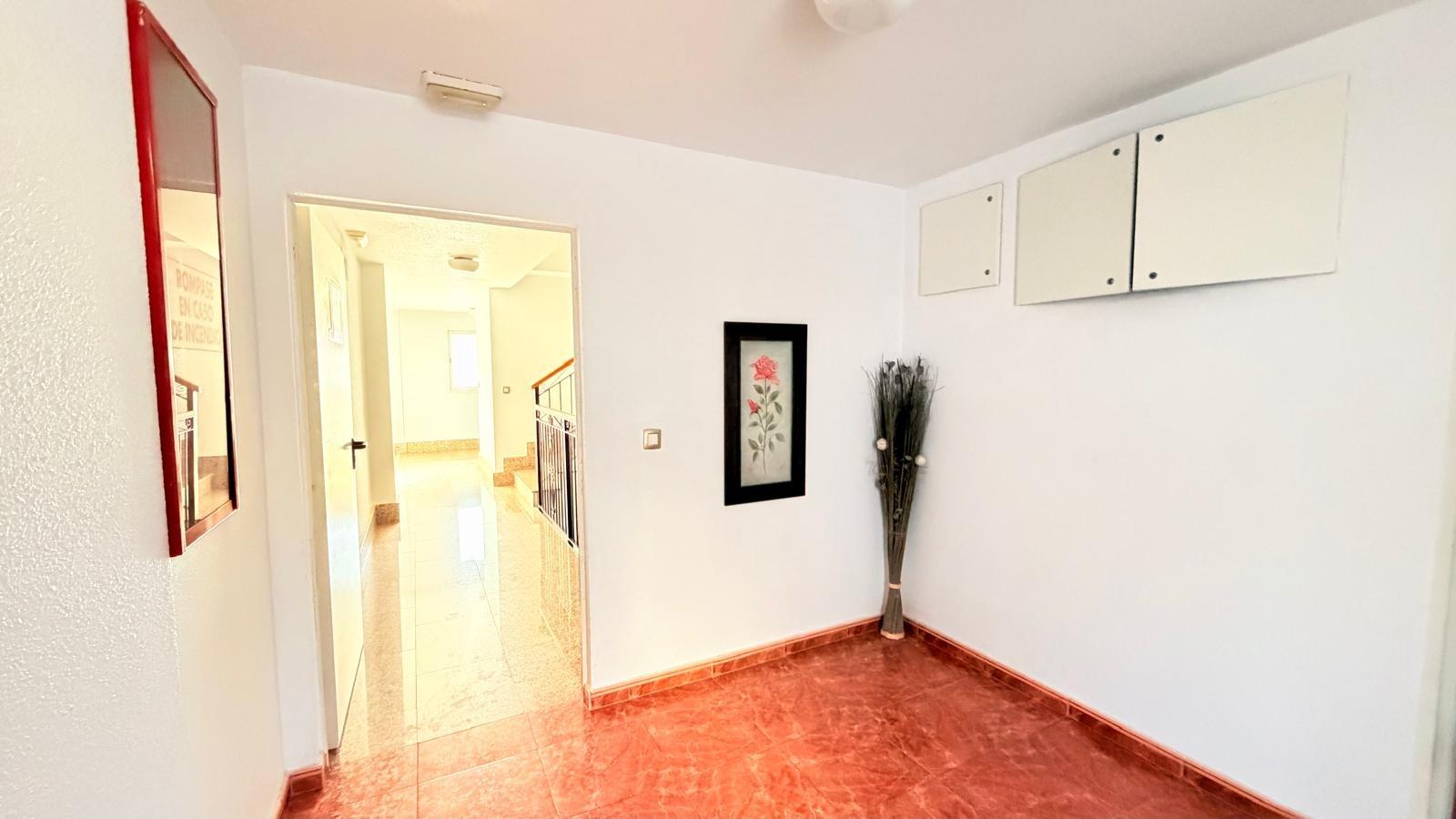 Terrace in apartment for sale in Los Alcazares