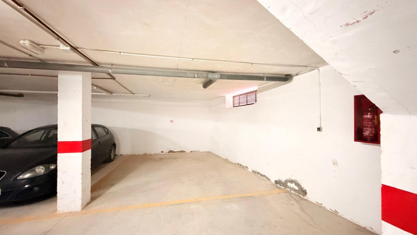 Bedroom in apartment for sale in Los Alcazares