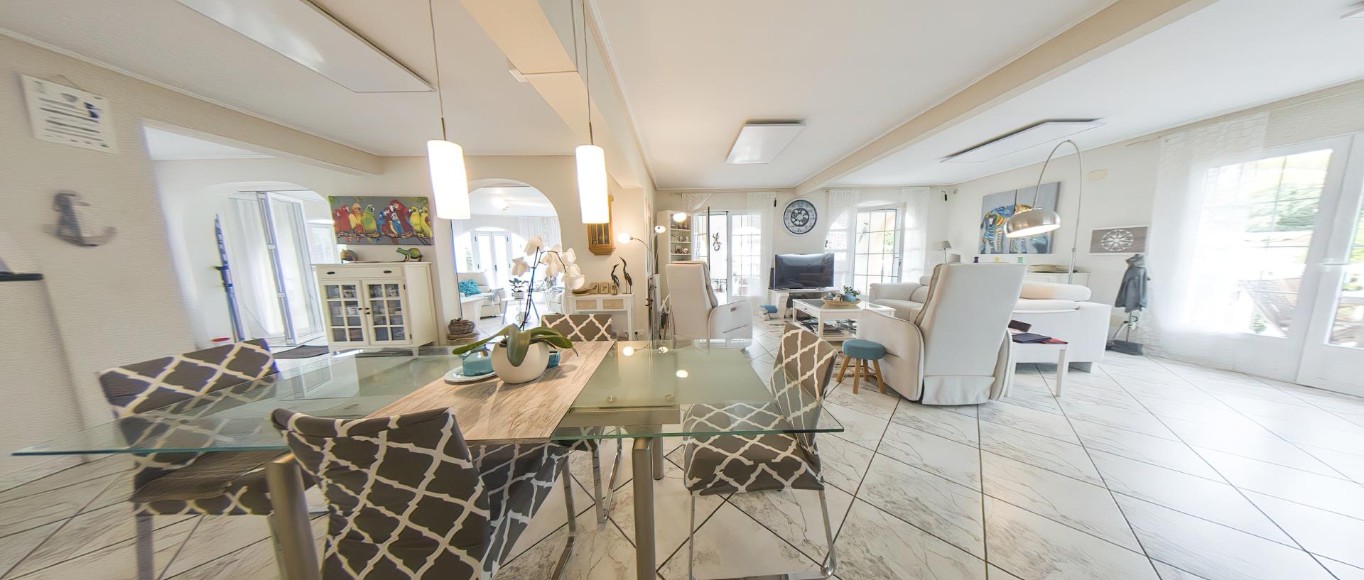 Pool area in villa for sale in Torrevieja
