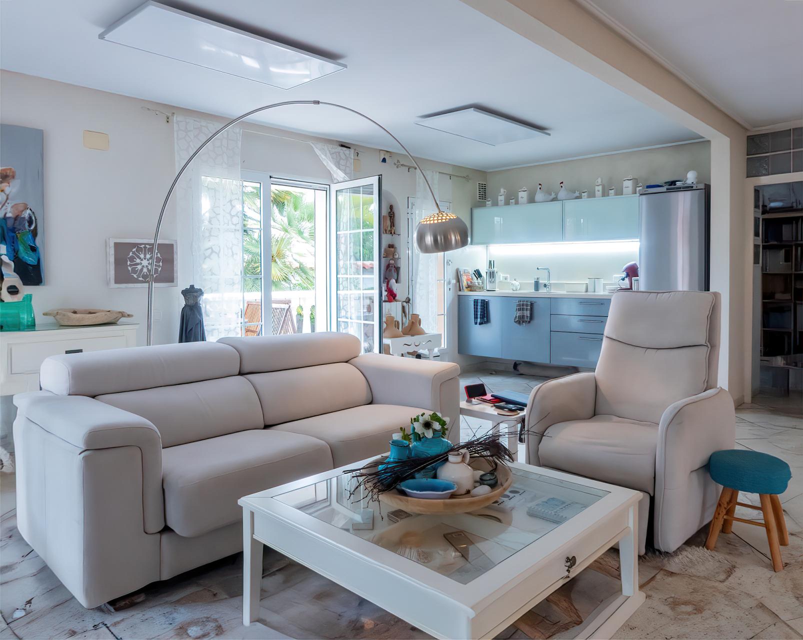 Kitchen in villa for sale in Torrevieja