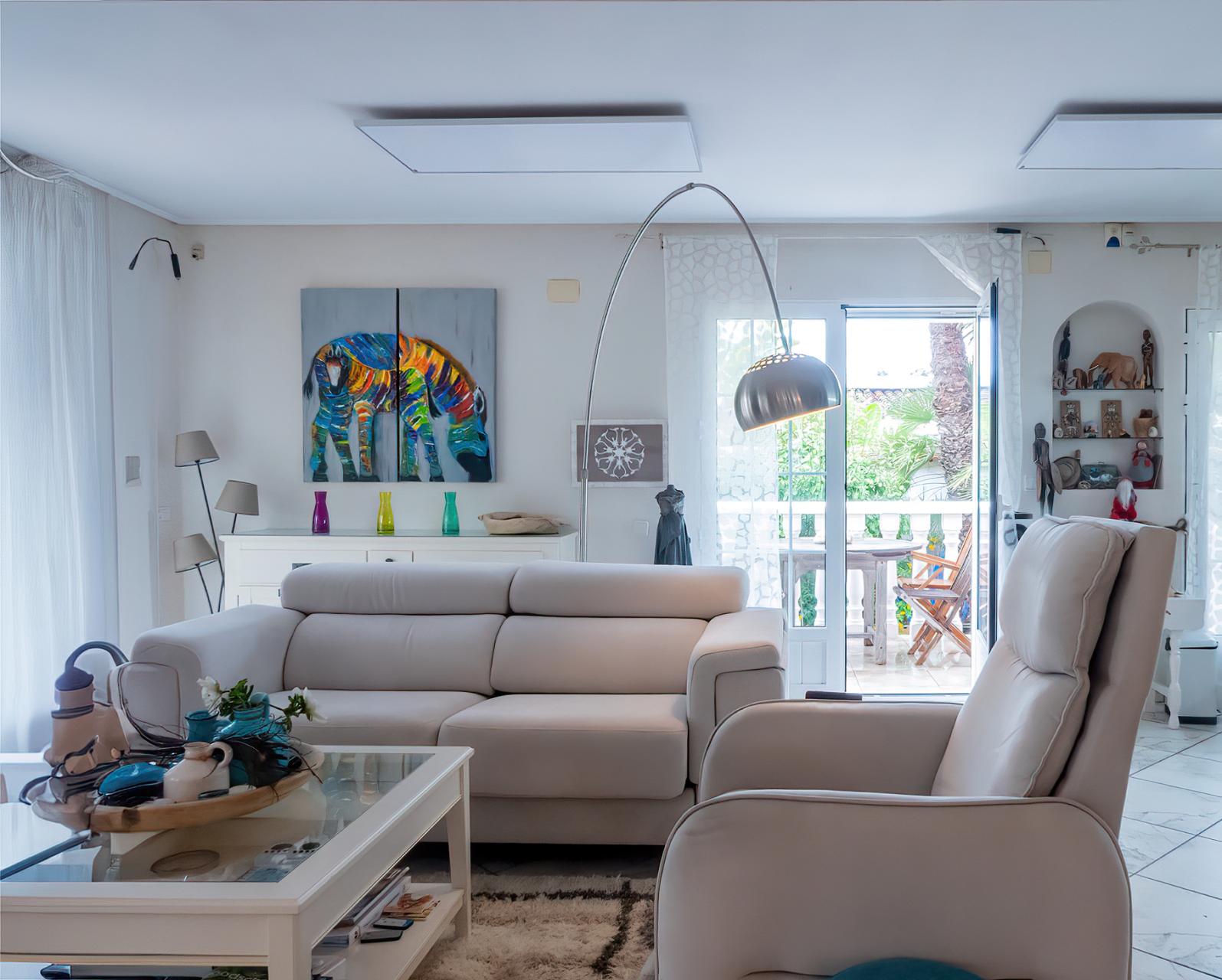 Terrace in villa for sale in Torrevieja