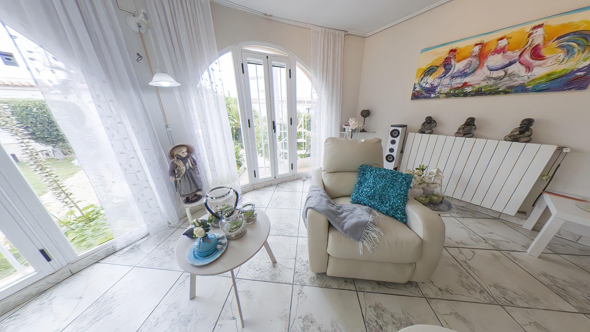 Garden in villa for sale in Torrevieja