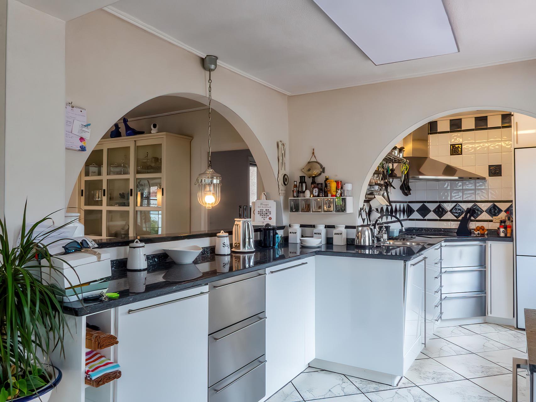 Terrace in villa for sale in Torrevieja