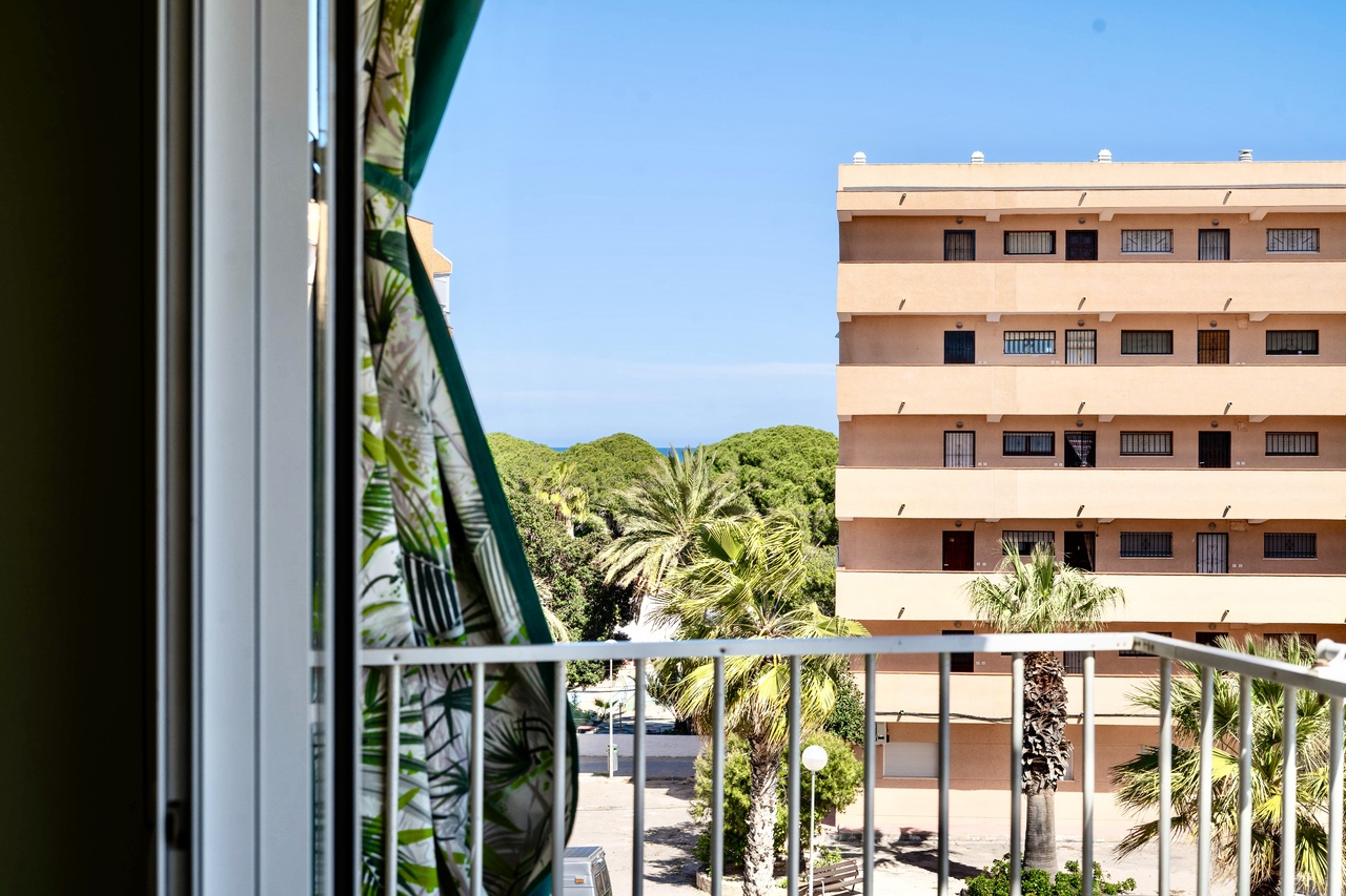 Living room in apartment for sale in Guardamar del Segura