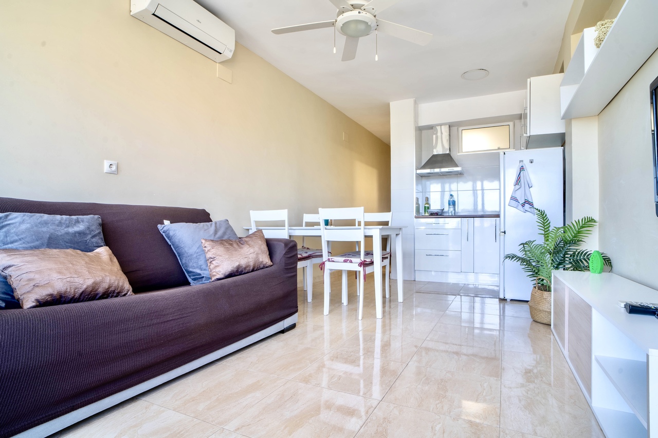 Dining area in apartment for sale in Guardamar del Segura