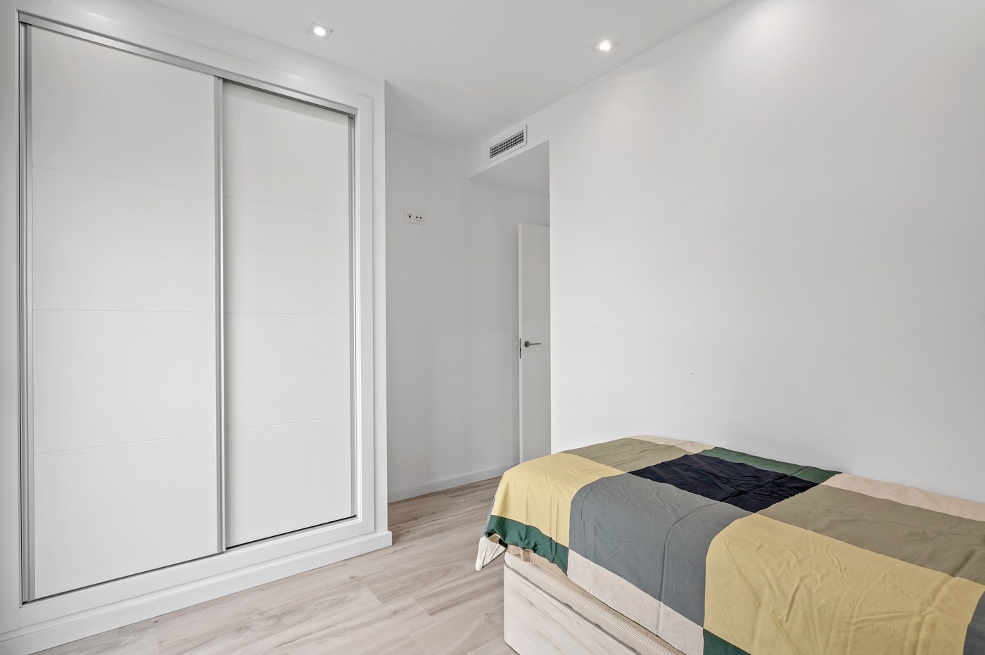 Terrace in villa for sale in Orihuela Costa