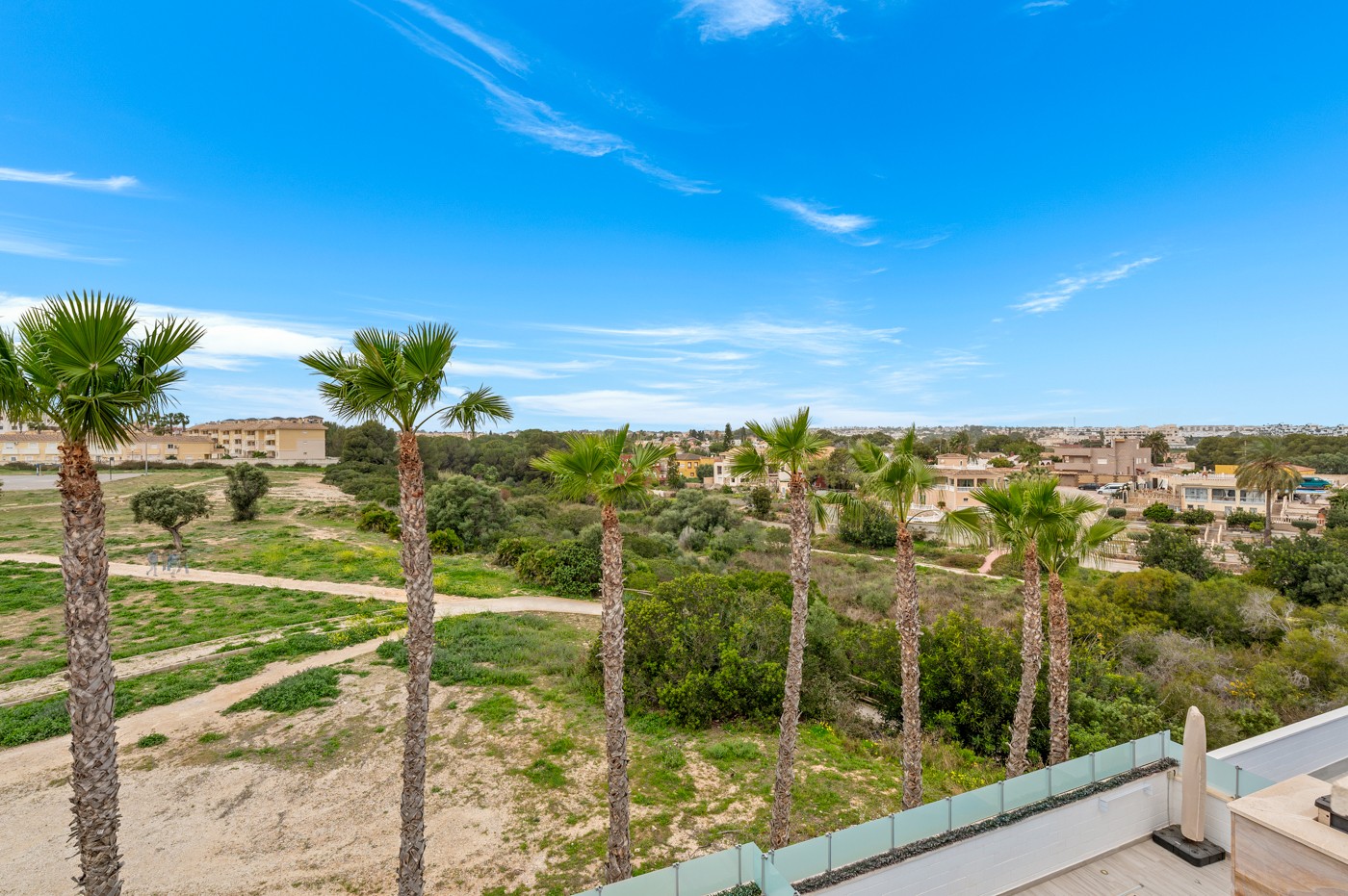 Dining area in villa for sale in Orihuela Costa