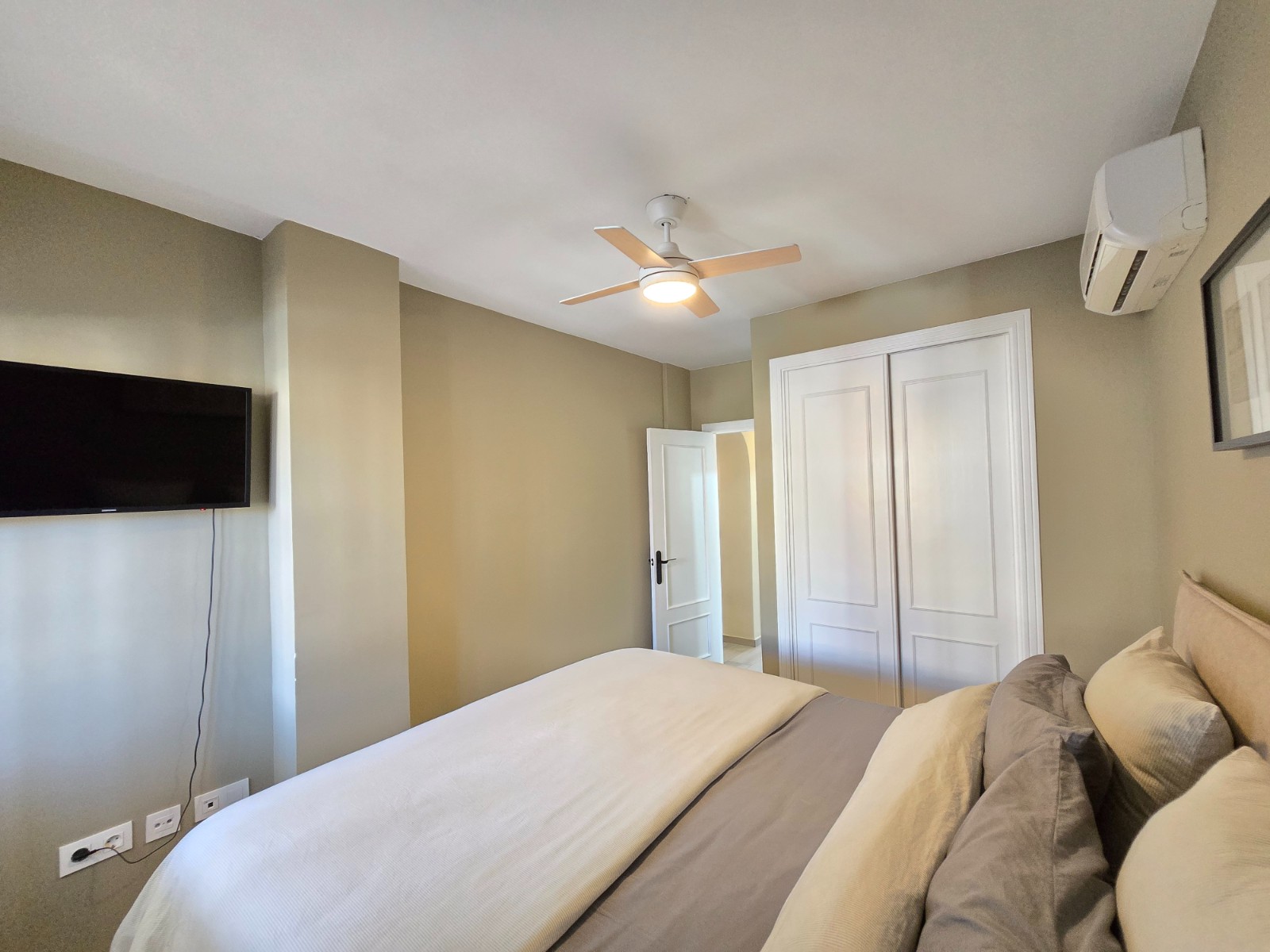 Garden in apartment for sale in Orihuela Costa