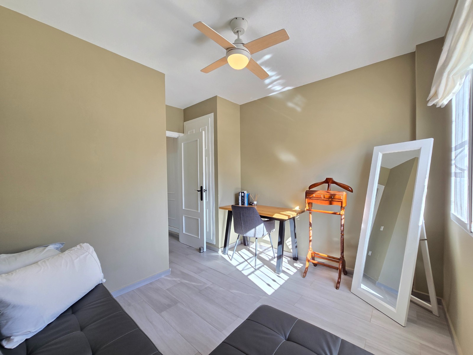 Kitchen in apartment for sale in Orihuela Costa