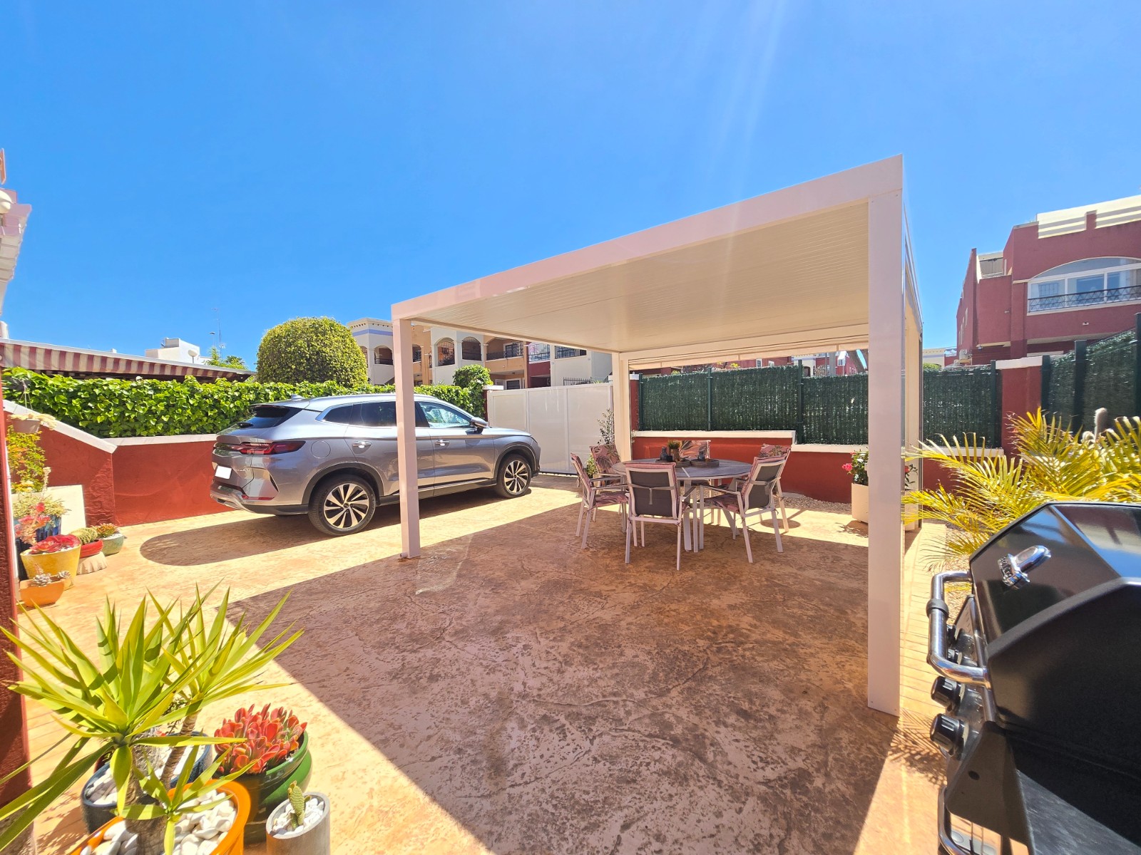 Dining area in apartment for sale in Orihuela Costa