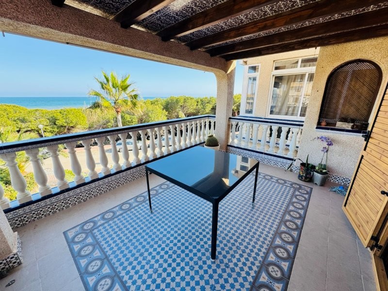 Exterior view in duplex for sale in Guardamar del Segura