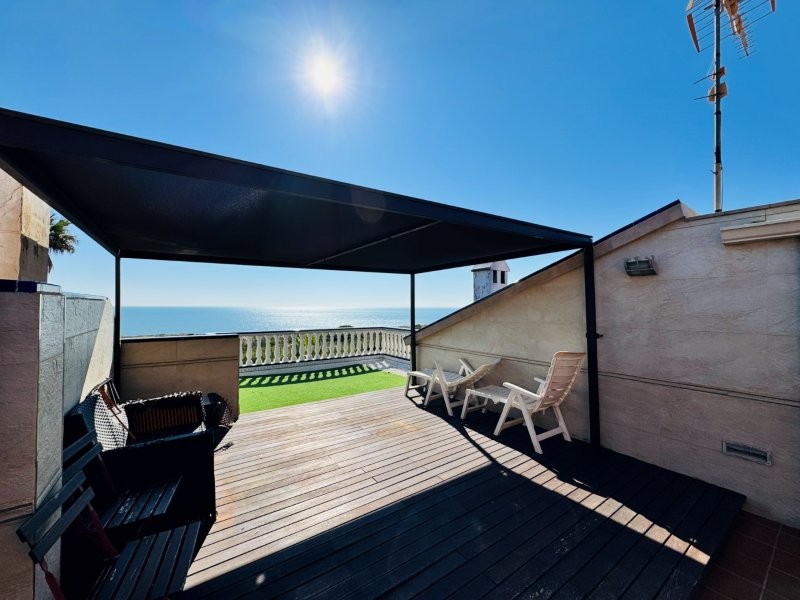 Pool area in duplex for sale in Guardamar del Segura