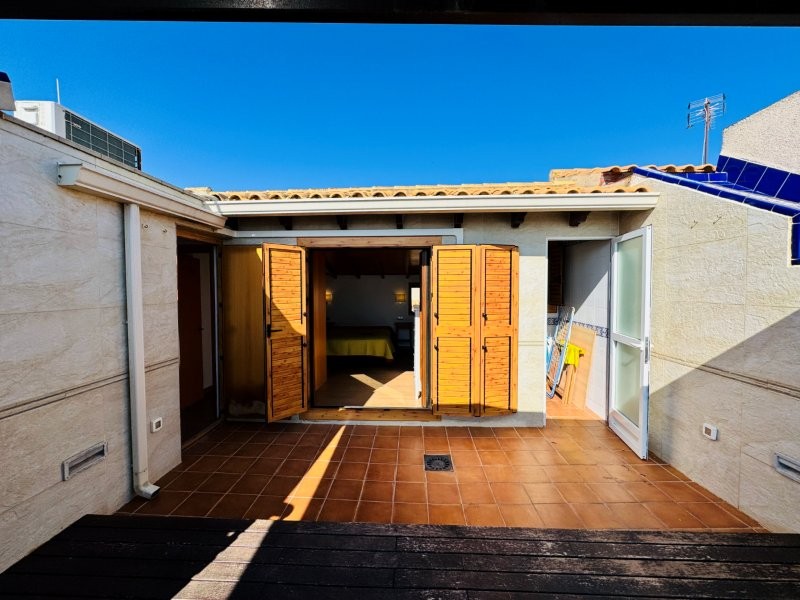 Bathroom in duplex for sale in Guardamar del Segura