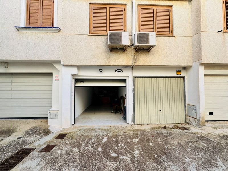 Bedroom in duplex for sale in Guardamar del Segura