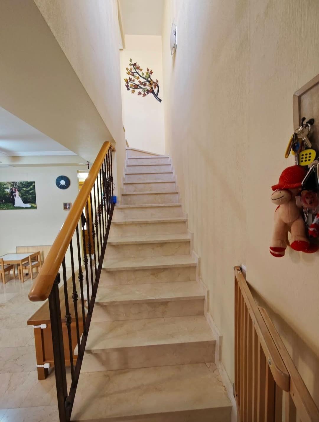 Dining area in duplex for sale in Benferri