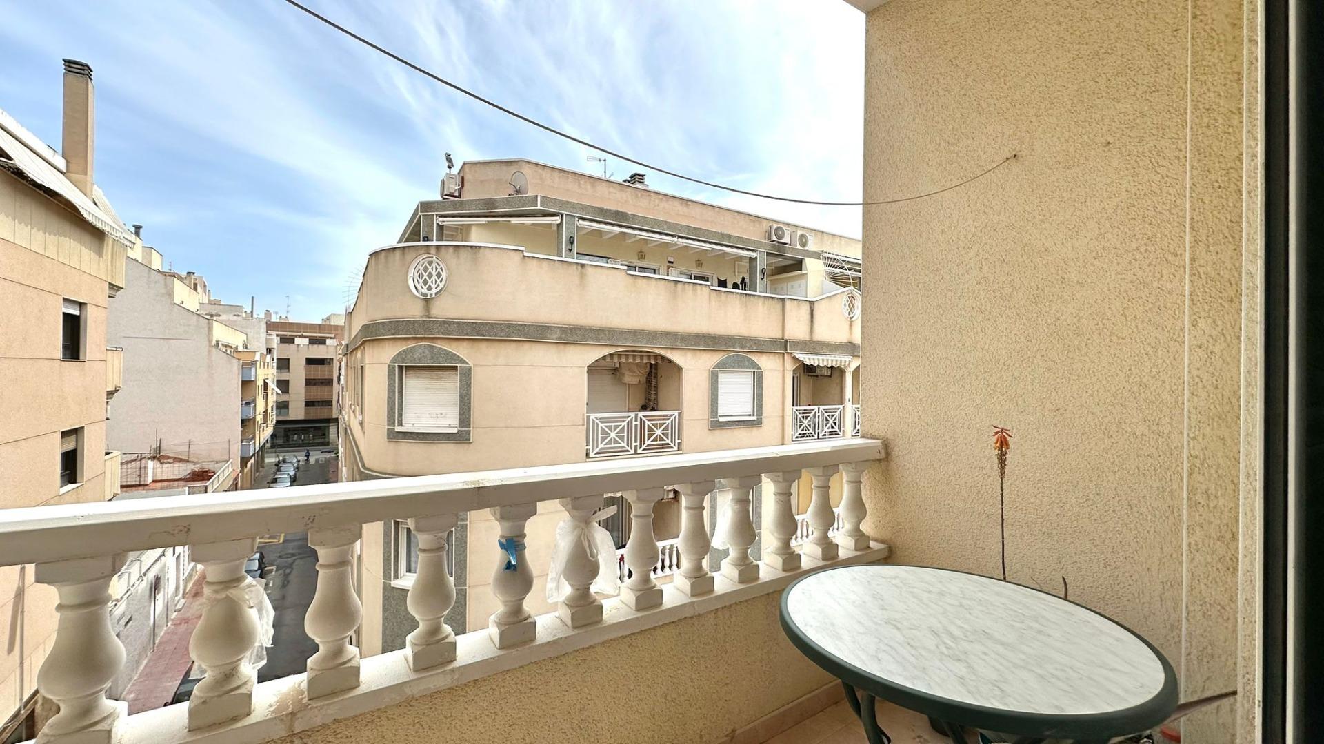 Garden in apartment for sale in Torrevieja