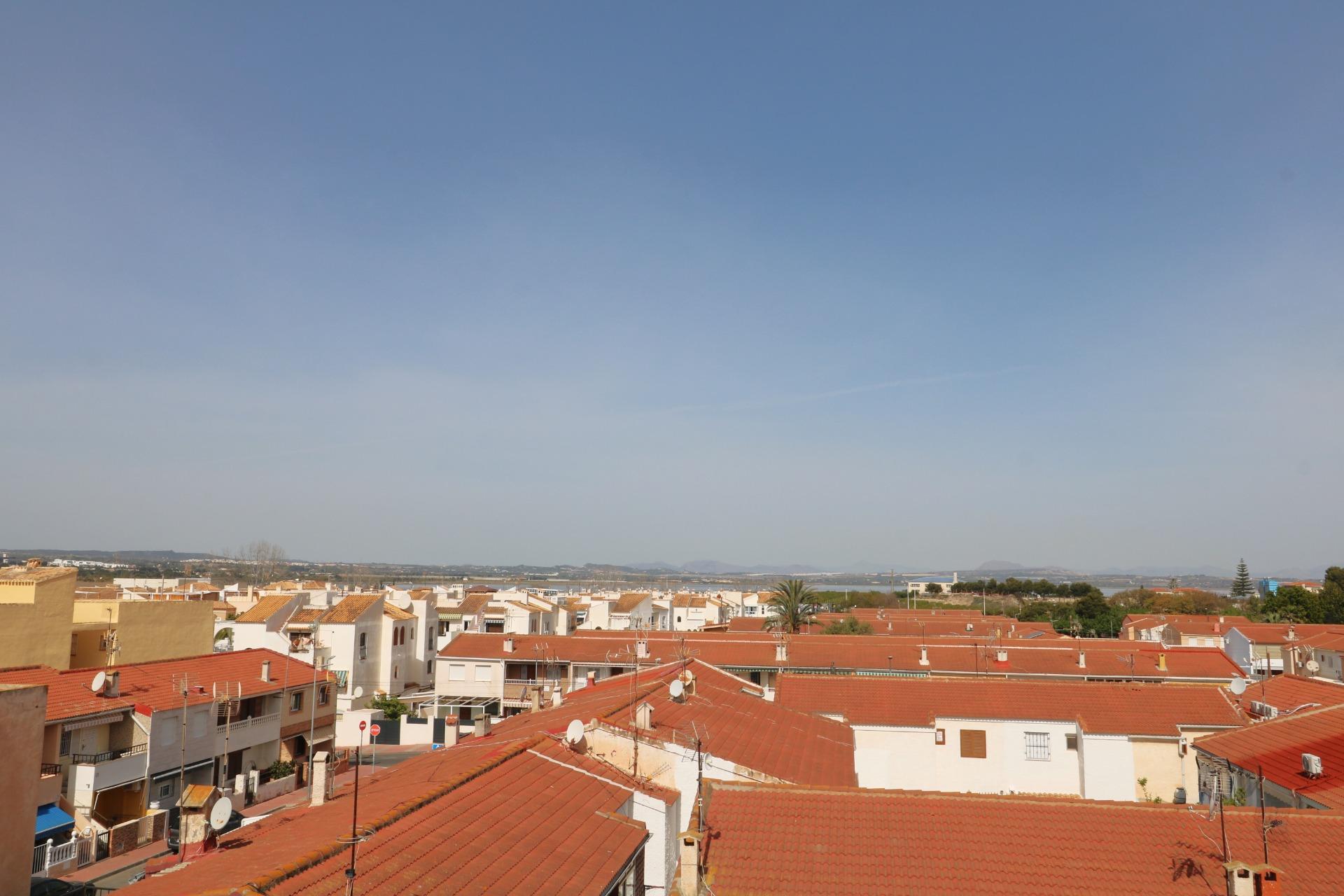 Master bedroom in apartment for sale in Torrevieja