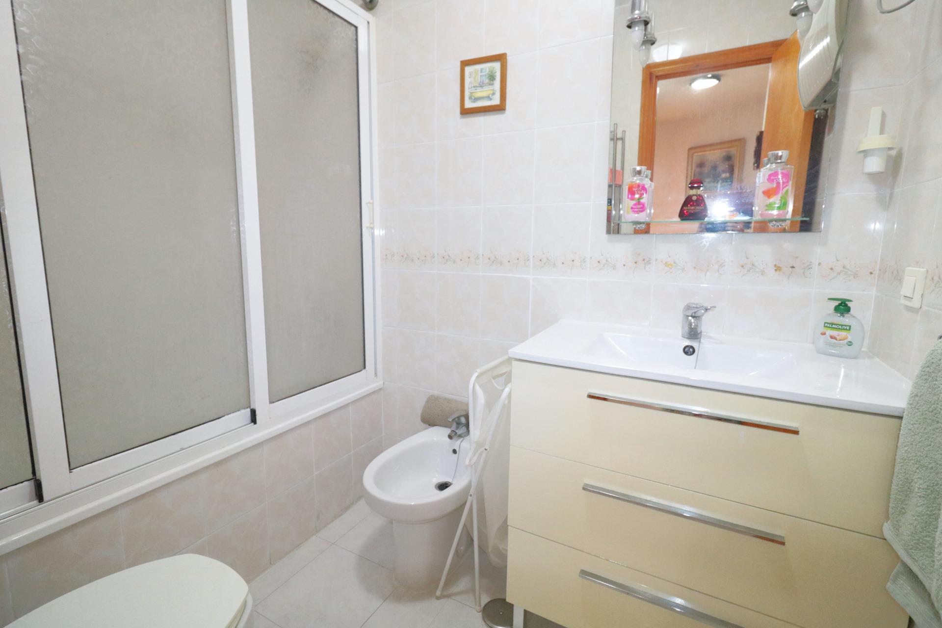 Garden in apartment for sale in Torrevieja