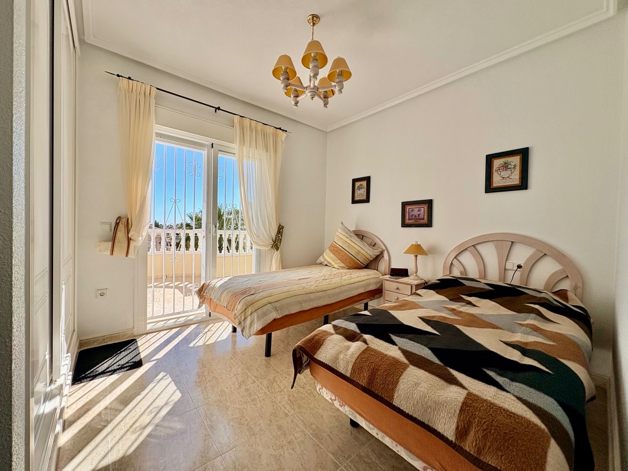 Dining area in terraced for sale in Rojales