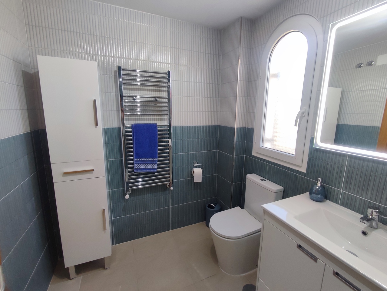 Bedroom in apartment for sale in Hacienda Riquelme Golf Resort