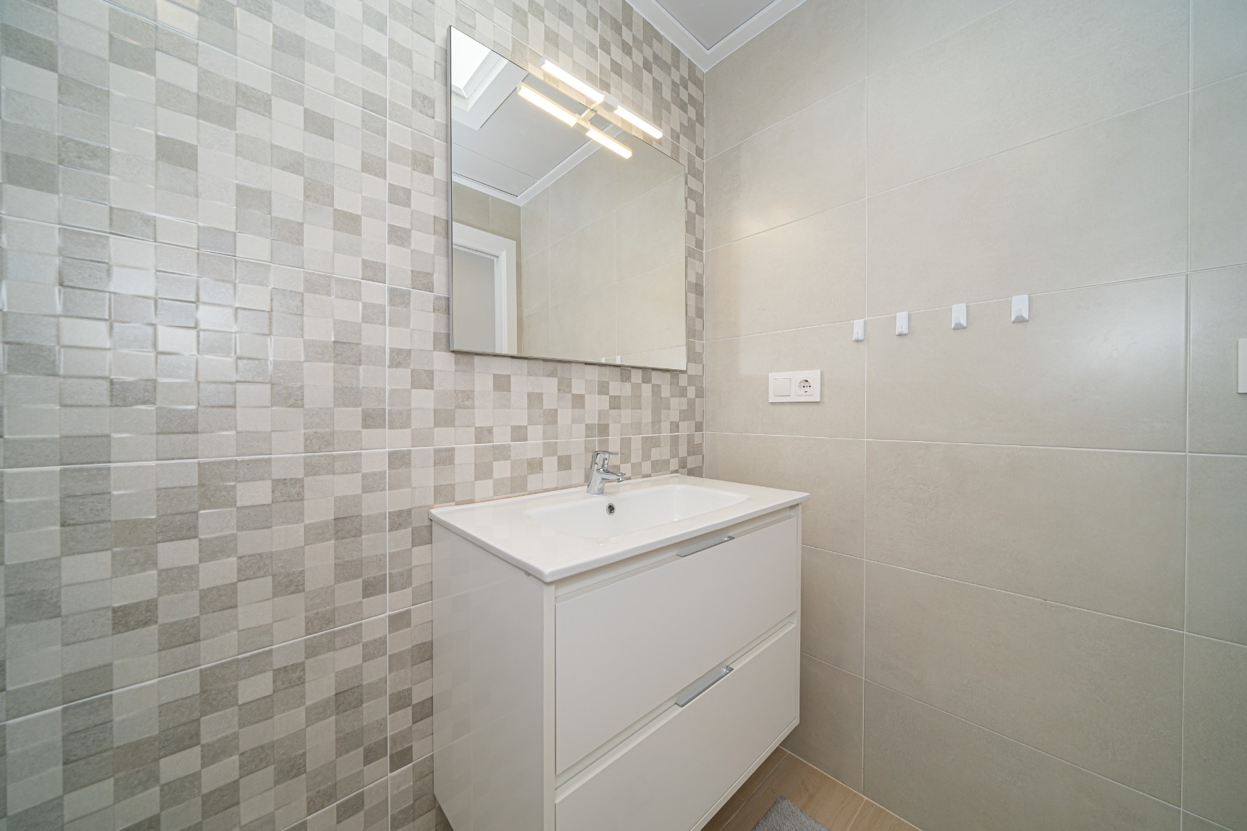 Bathroom in villa for sale in Avileses