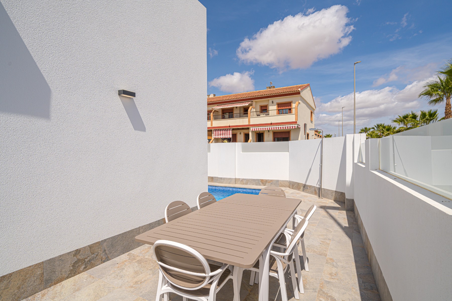 Bedroom in villa for sale in Avileses