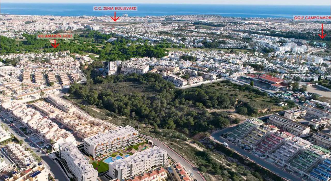 Master bedroom in apartment for sale in Villamartin