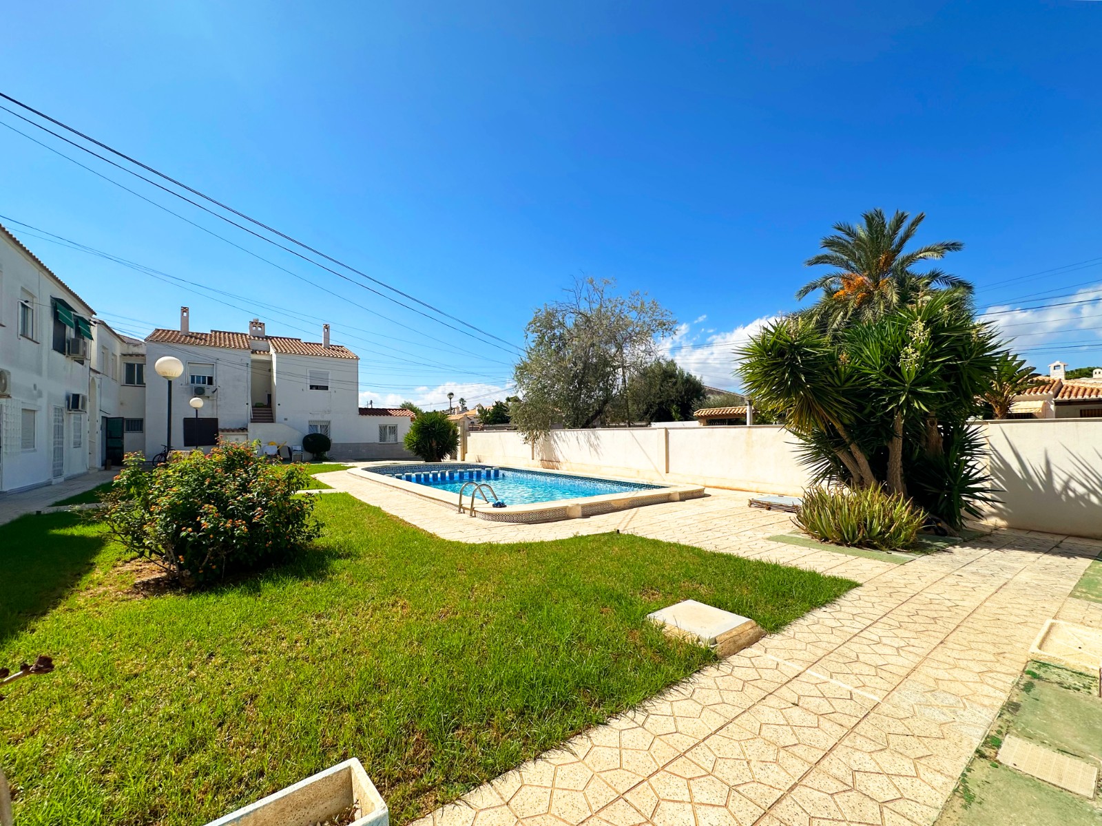 Exterior view in bungalow for sale in Orihuela Costa