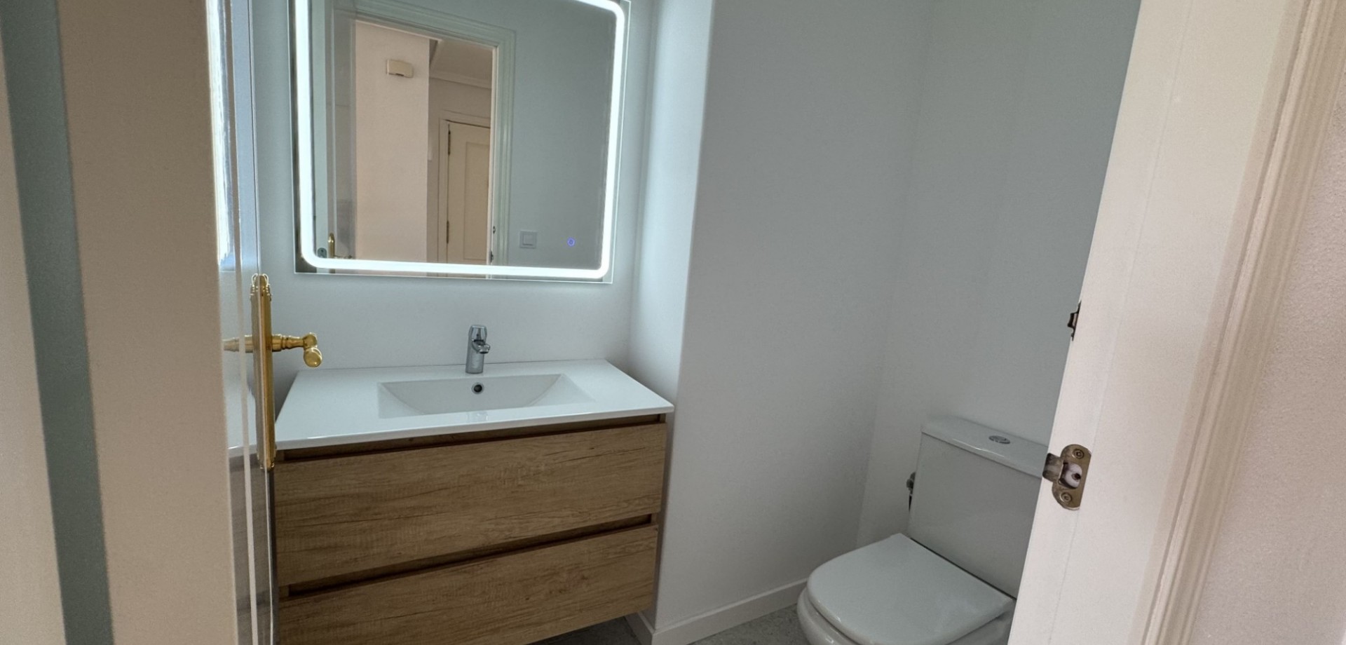 Dining area in apartment for sale in Orihuela Costa