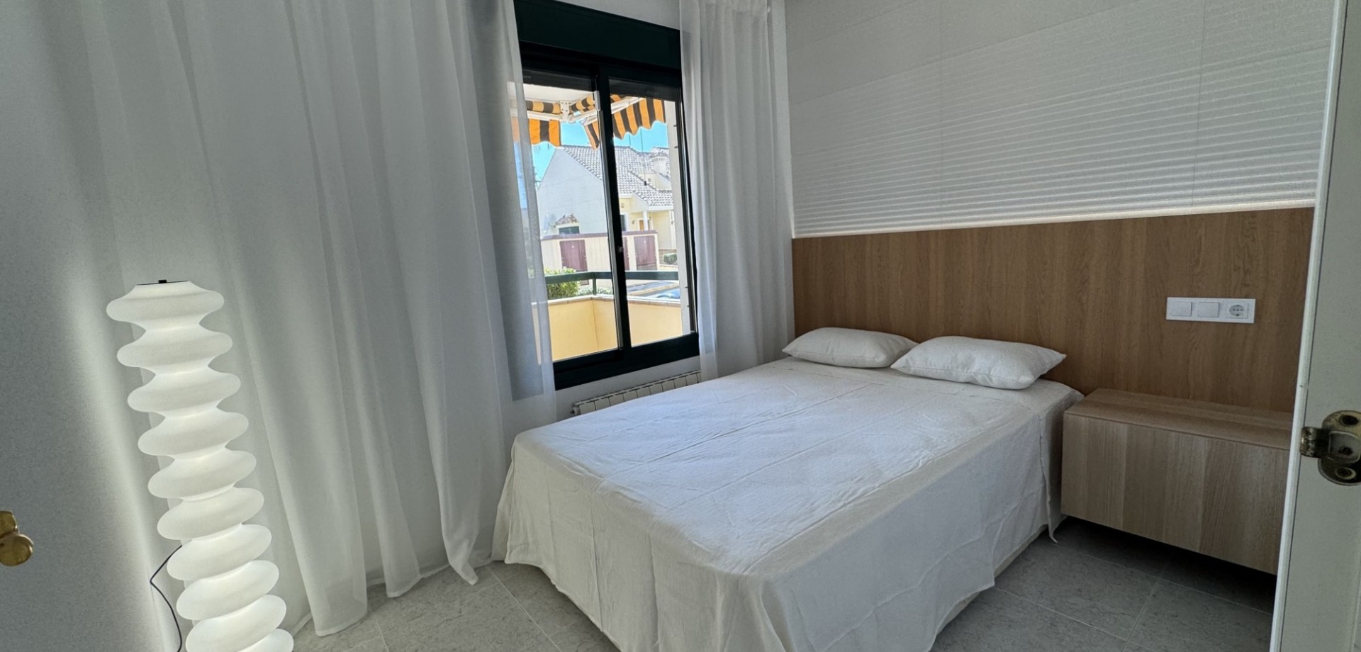Bedroom in apartment for sale in Orihuela Costa