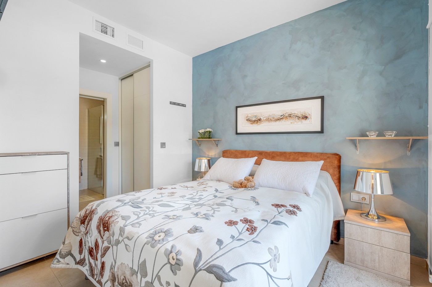 Master bedroom in terraced for sale in Formentera del Segura