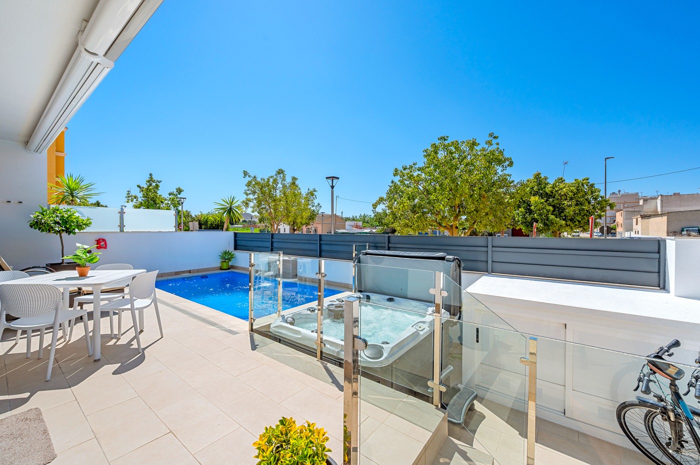 SĂ€llsynt Lyx Townhouse i Formentera del Segura â Första GĂ„ngen PĂ„ Marknaden