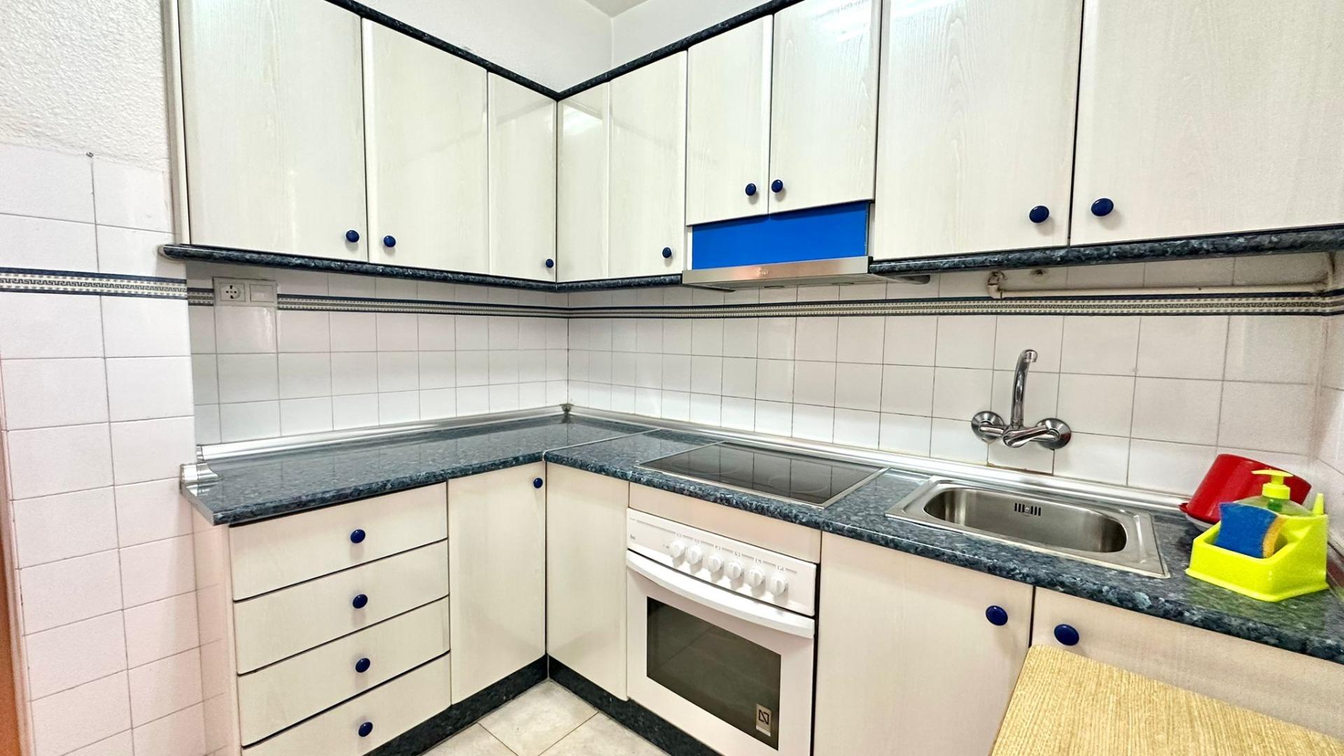 Kitchen in apartment for sale in Torrevieja