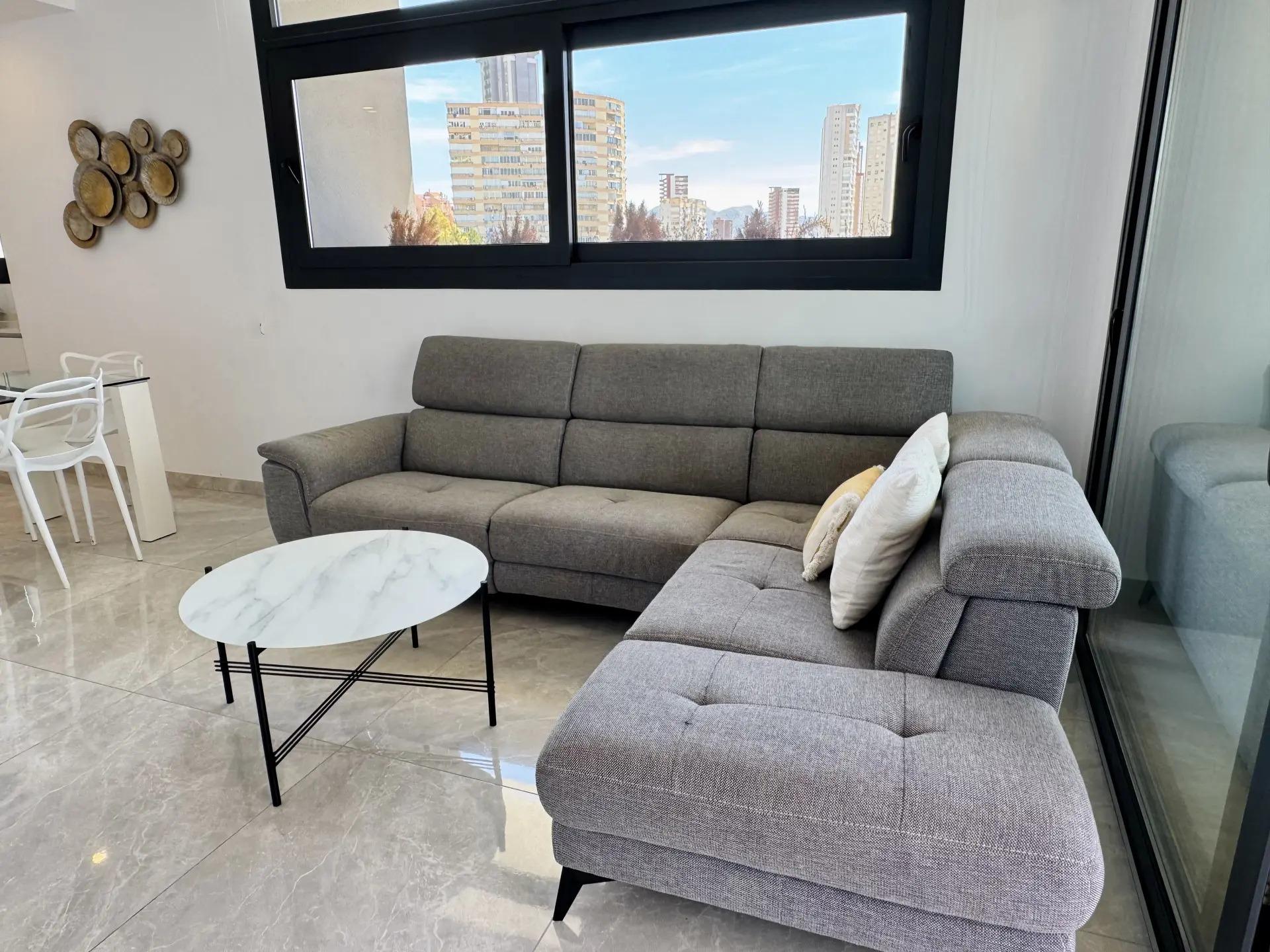 Living room in apartment for sale in Benidorm