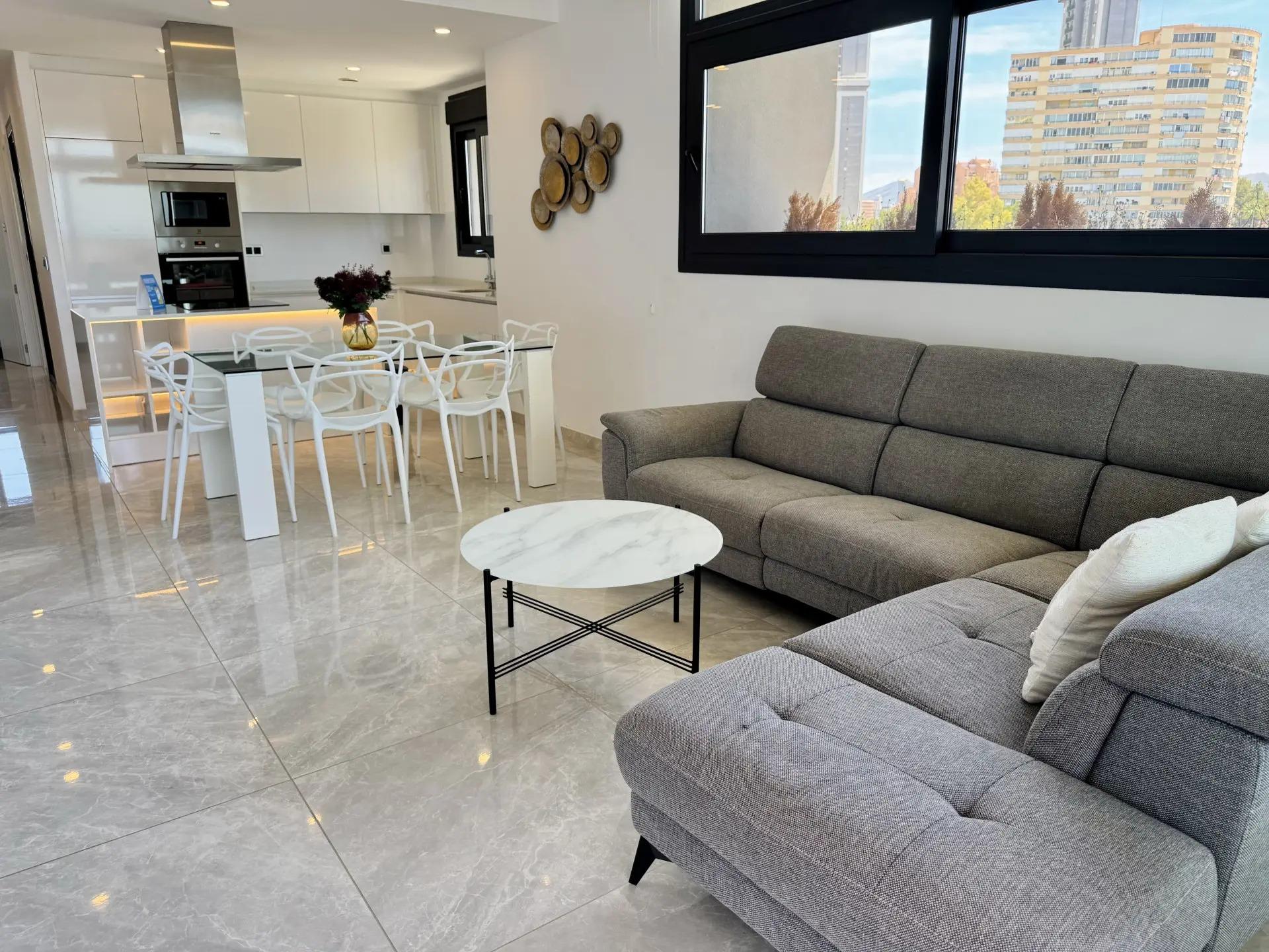 Bathroom in apartment for sale in Benidorm