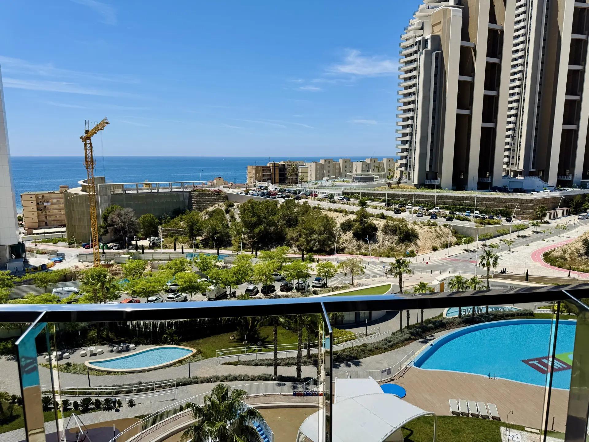 Luksuriøs 3‑soveromsleilighet i Benidorm – Ditt Solrike Tilbud