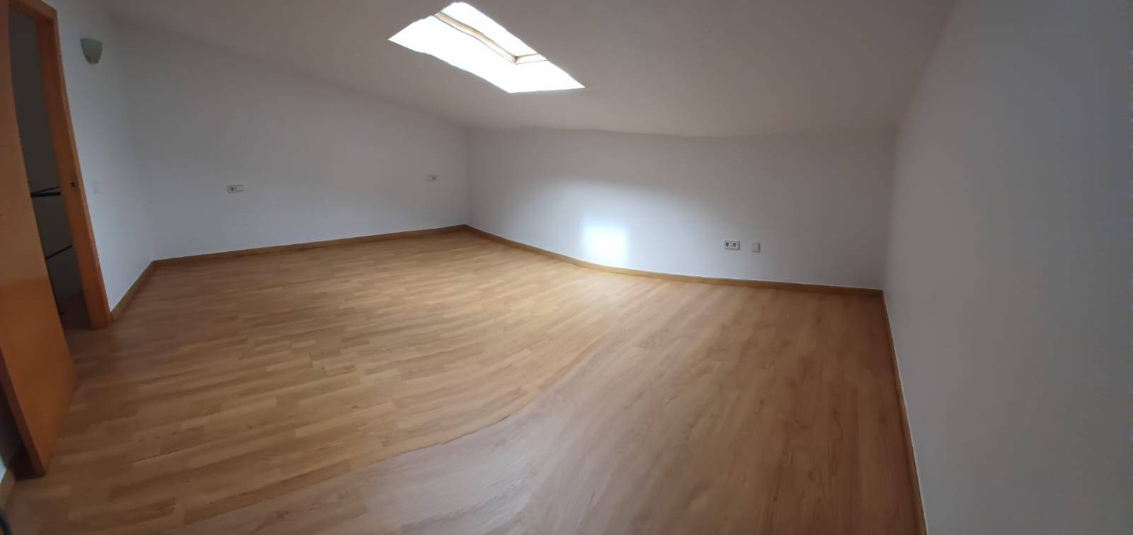 Bedroom in duplex for sale in Santiago de la Ribera