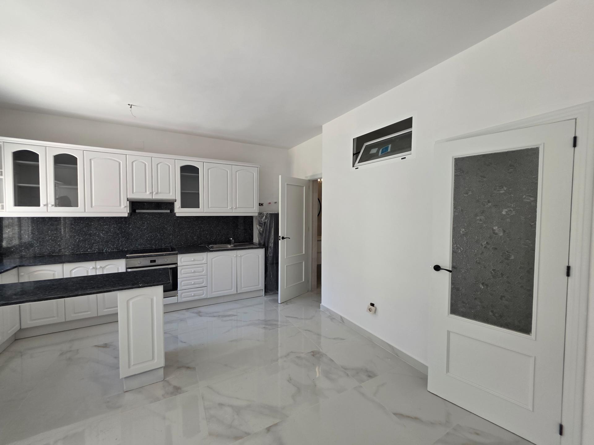 Kitchen in duplex for sale in Torrevieja