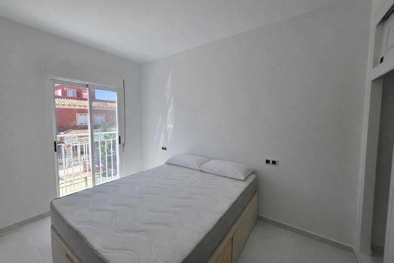 Master bedroom in duplex for sale in Torrevieja