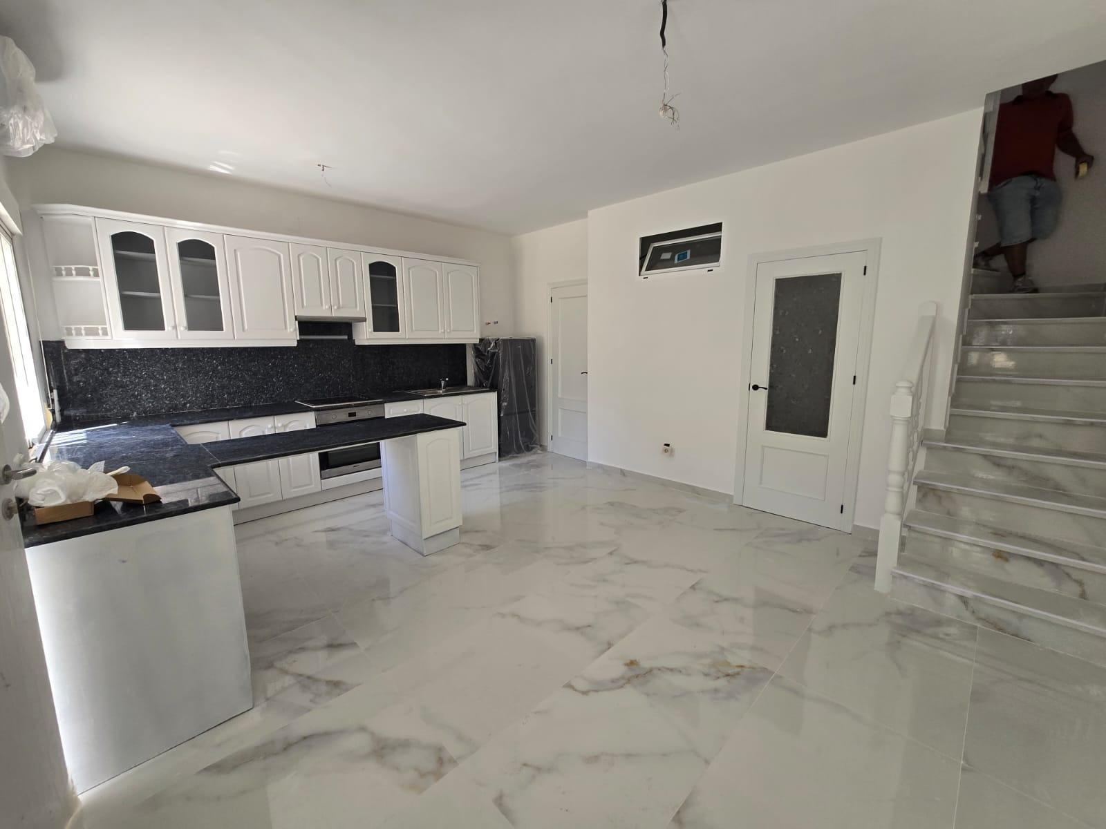 Bedroom in duplex for sale in Torrevieja