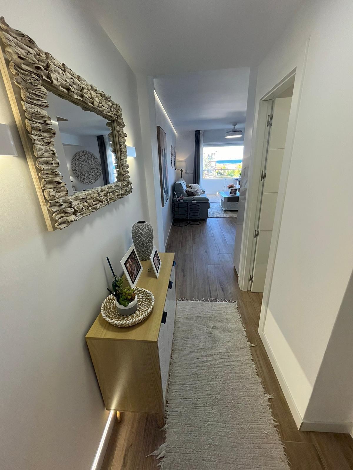 Living room in apartment for sale in Torrevieja