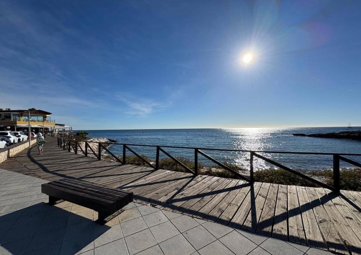 Dining area in apartment for sale in Torrevieja