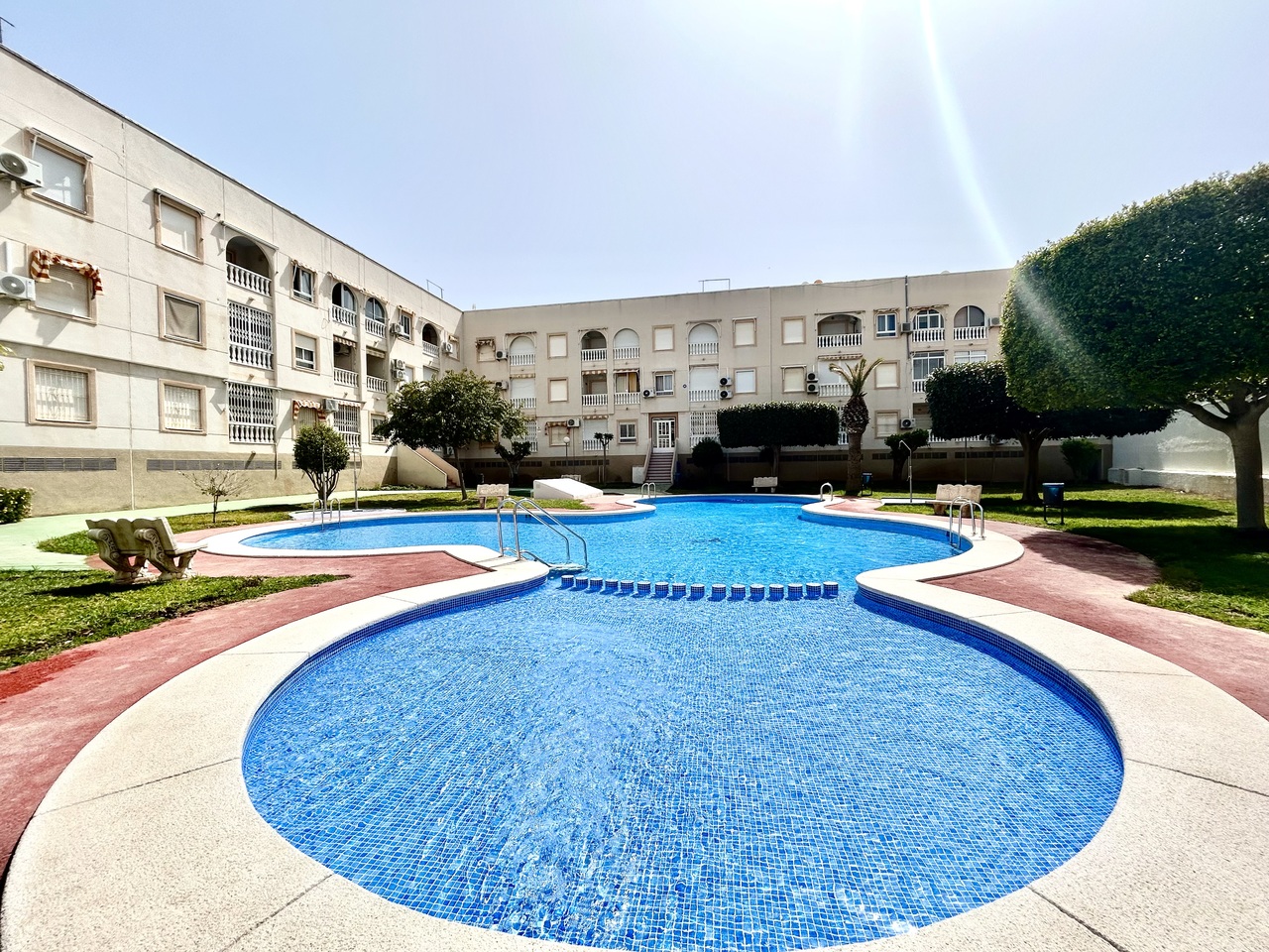 Terrace in apartment for sale in Torrevieja