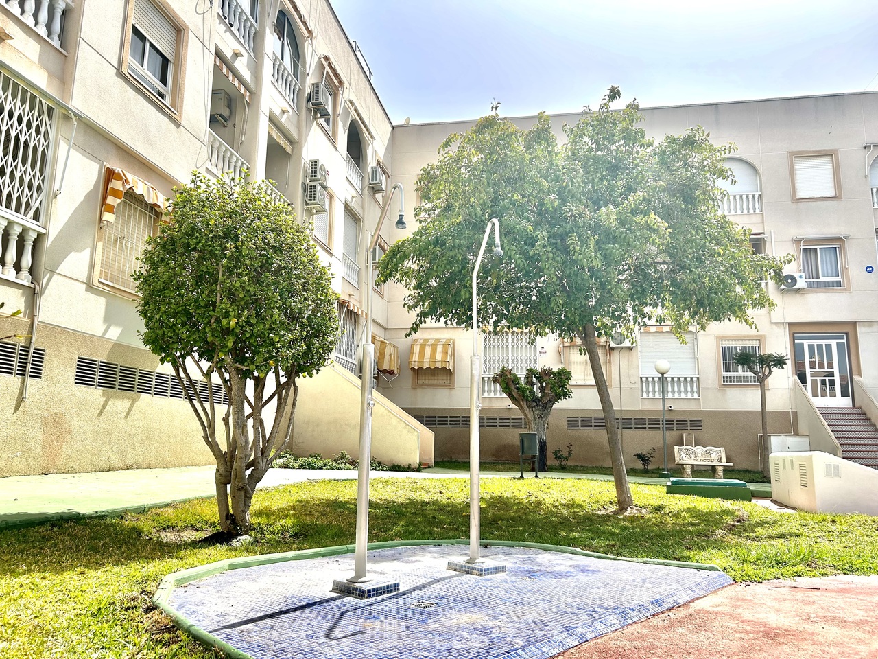 Pool area in apartment for sale in Torrevieja