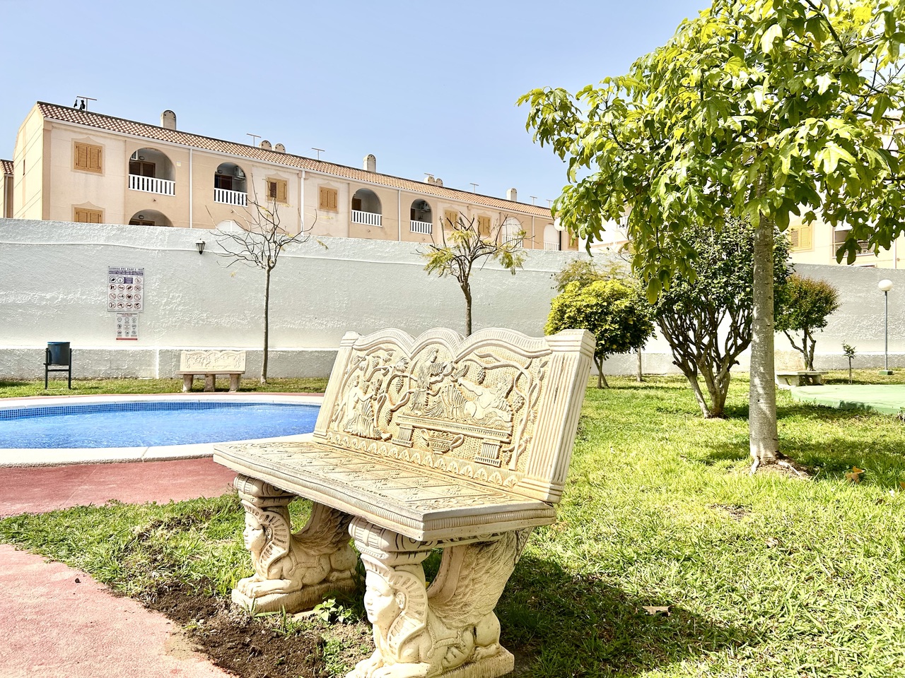 Garden in apartment for sale in Torrevieja
