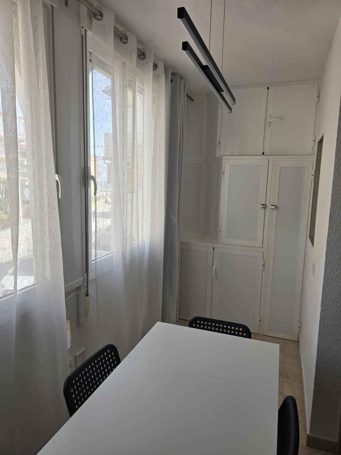 Kitchen in apartment for sale in Torrevieja