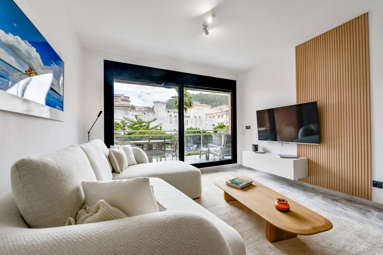 Pool area in apartment for sale in Villajoyosa