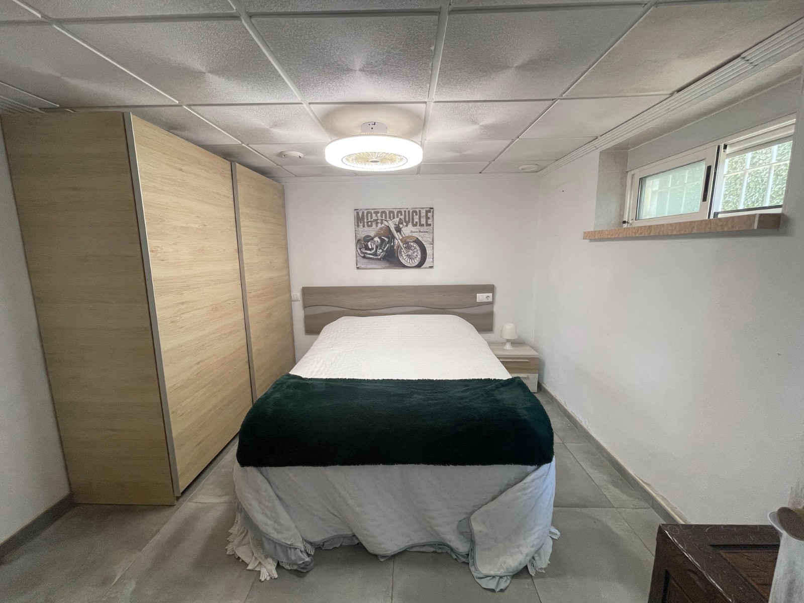 Master bedroom in villa for sale in San Fulgencio