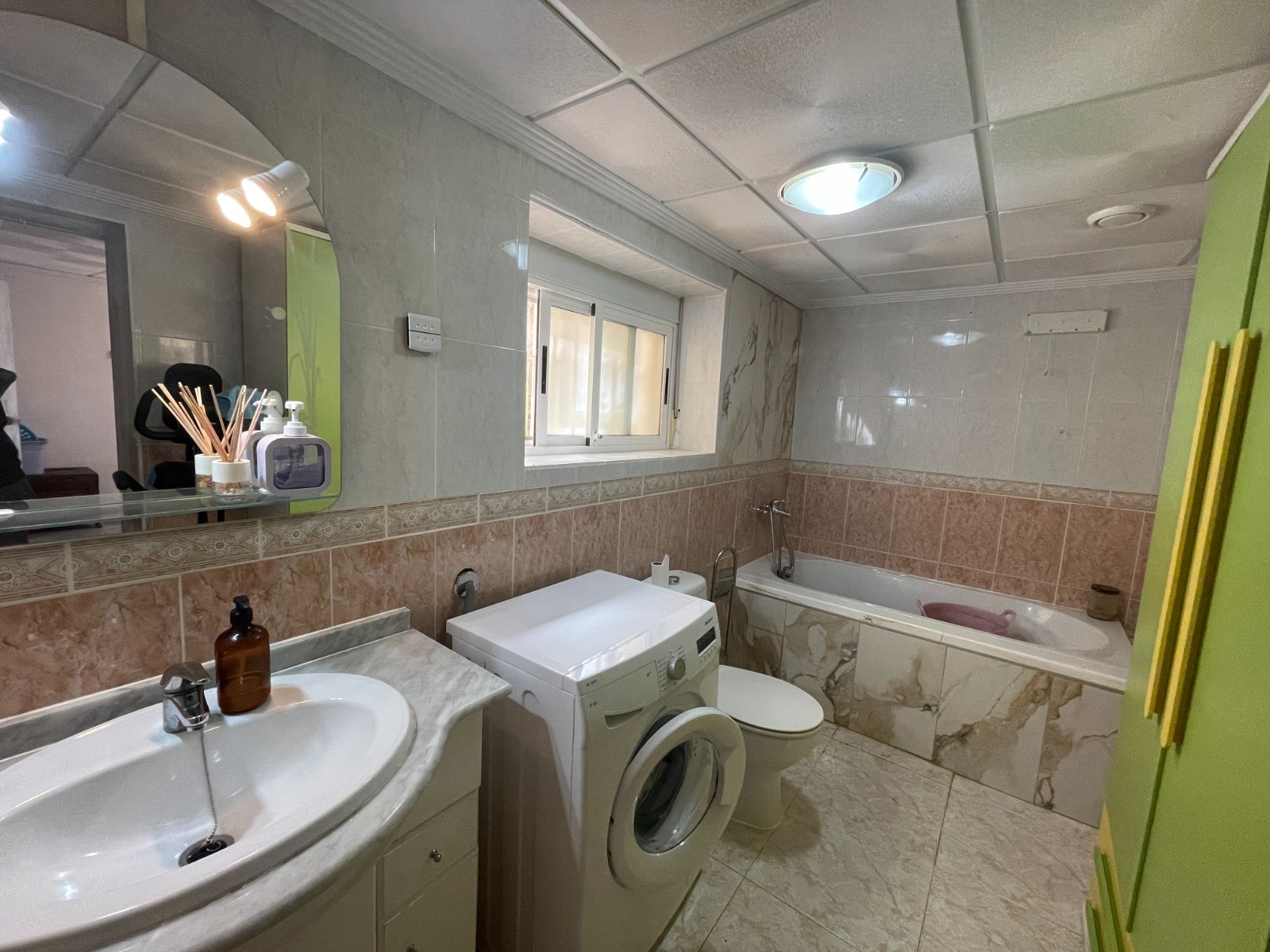 Terrace in villa for sale in San Fulgencio