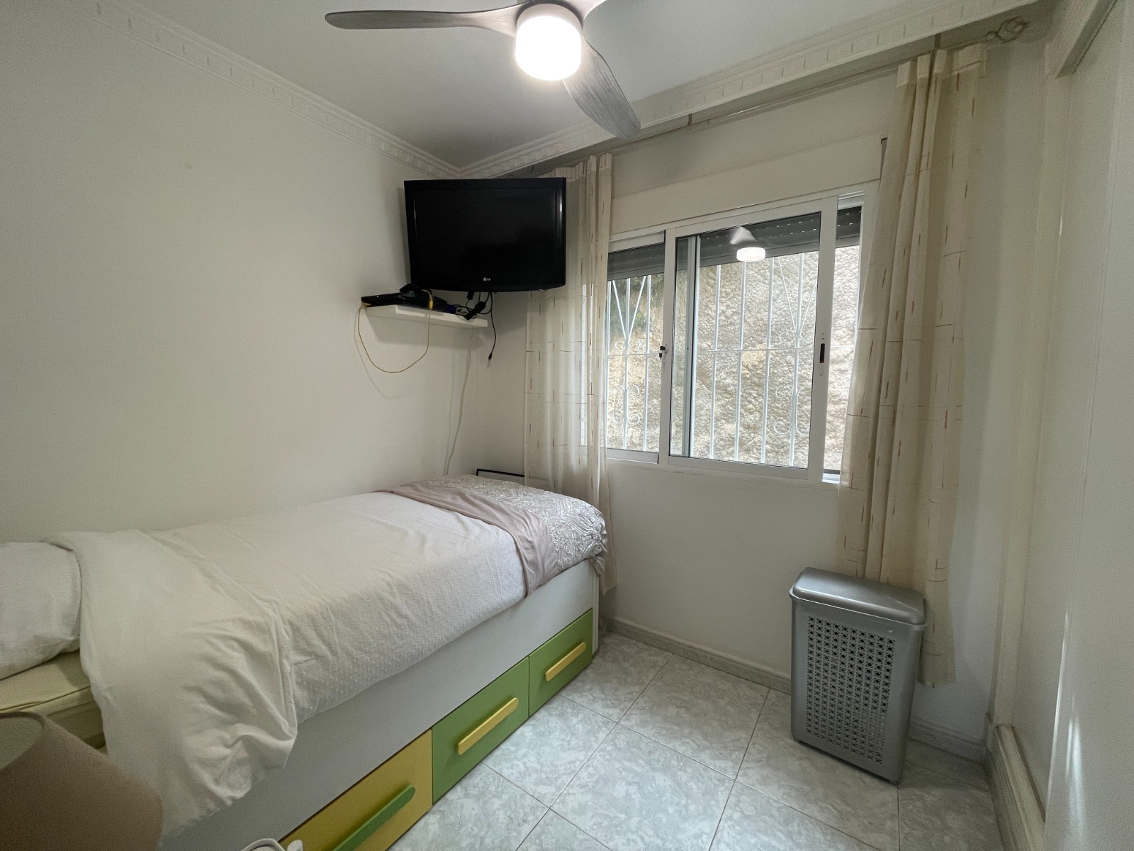 Terrace in villa for sale in San Fulgencio